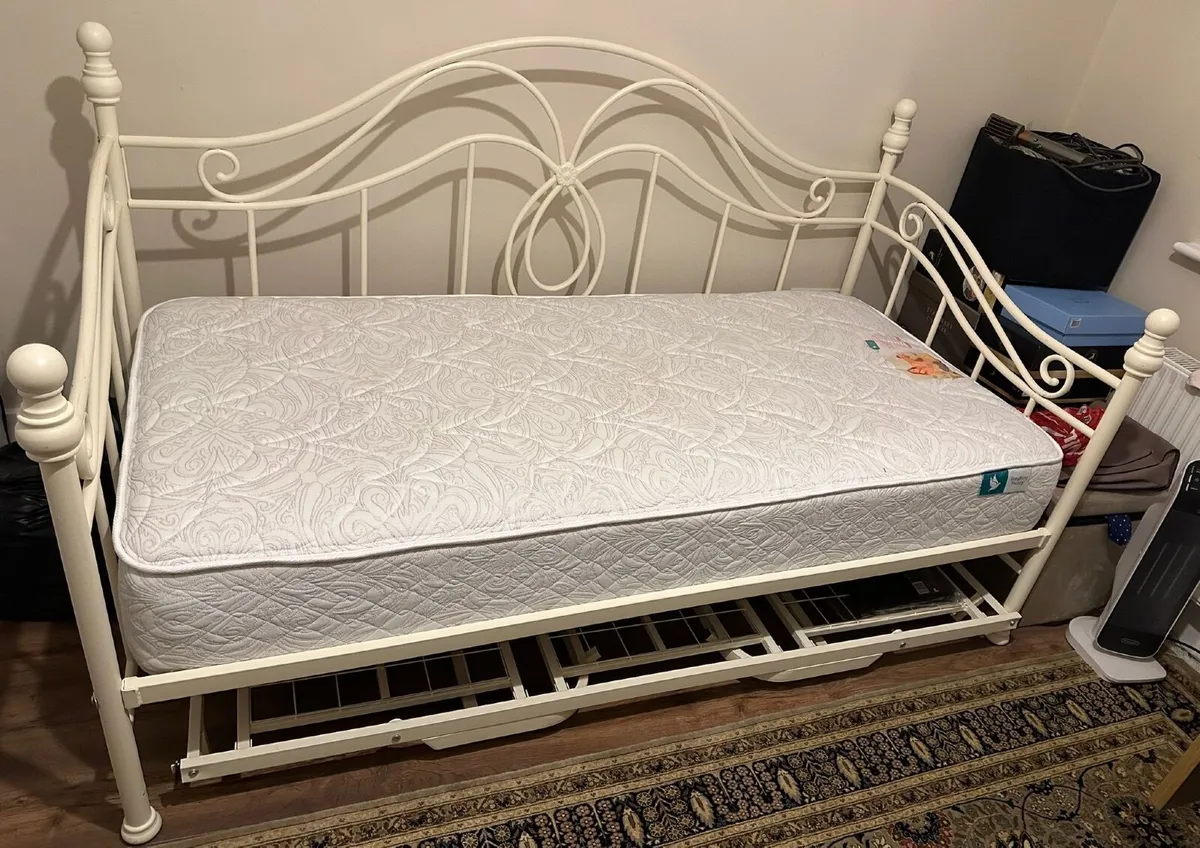 Single Bed/Day Bed - Image 4