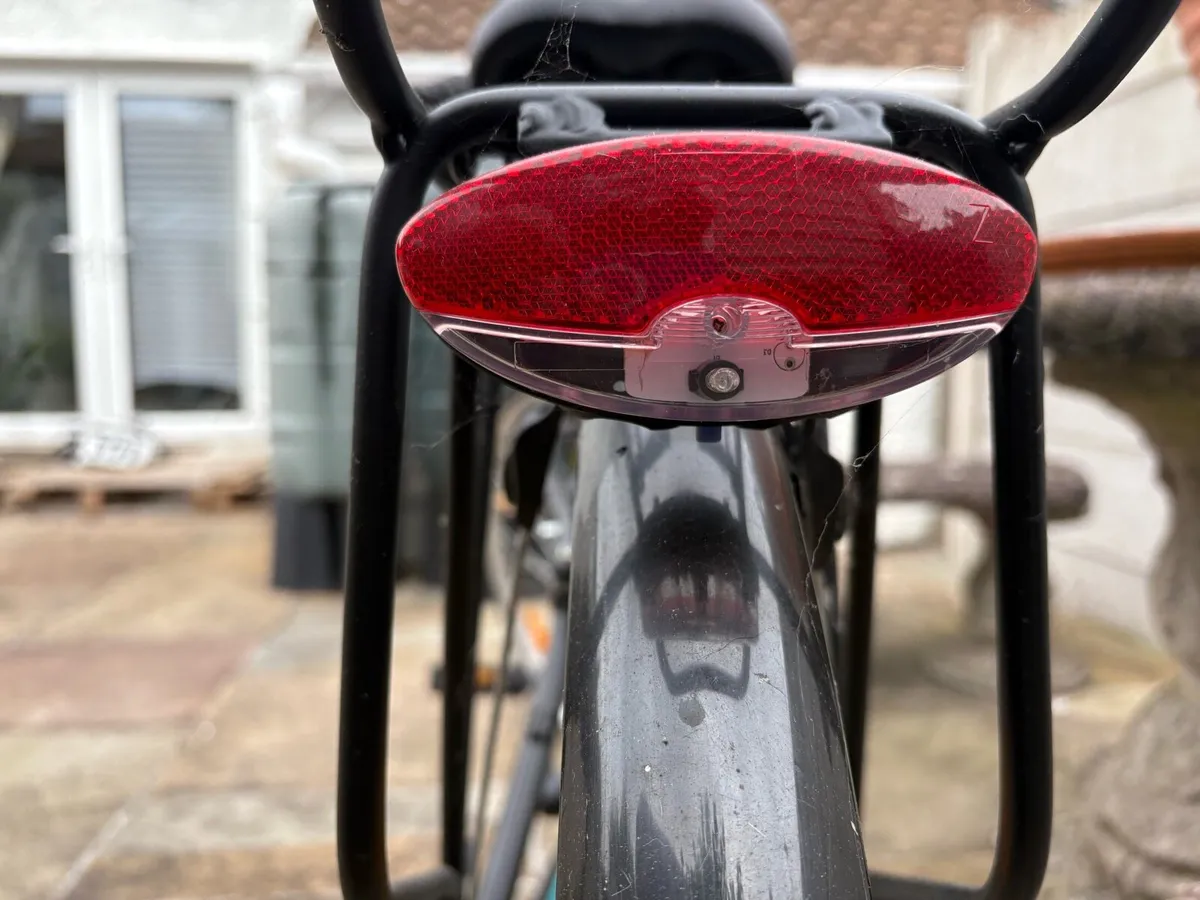 Girls bike - Image 2