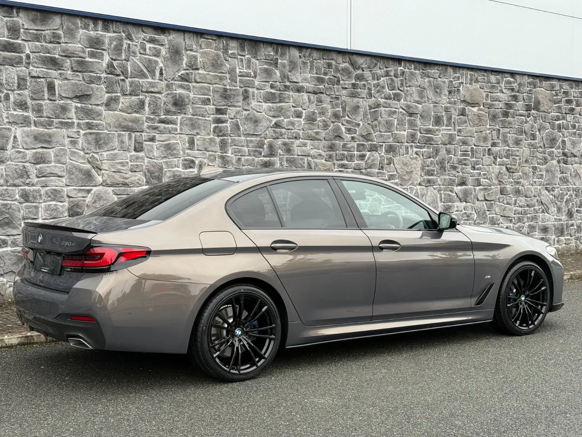 2021 BMW 530e M Sport M Performance G30 Auto - Image 3