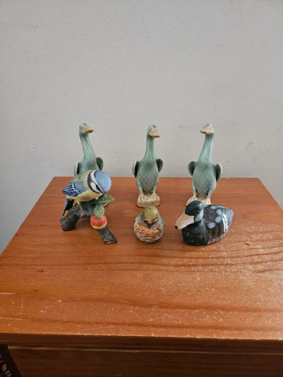 Vintage Ceramic Birds - Image 1