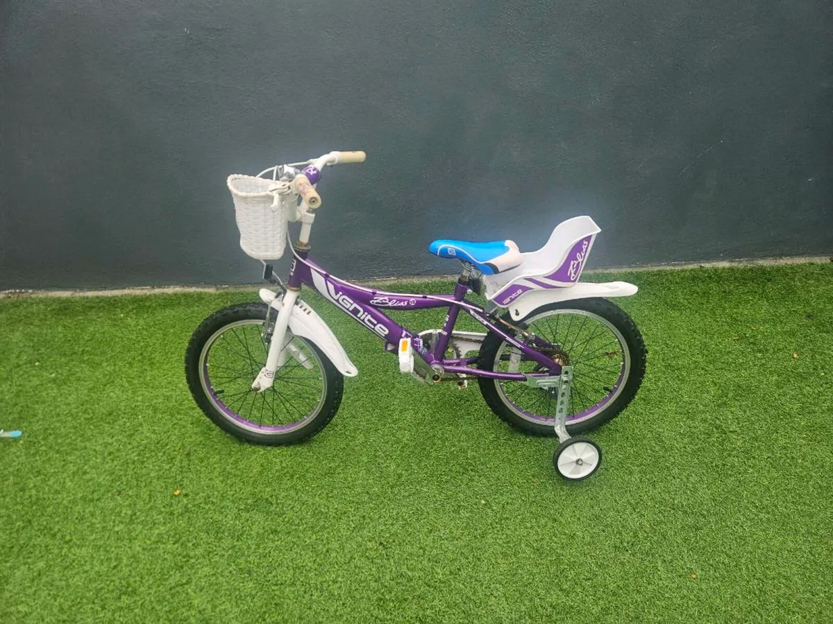 Kids bike - Image 1