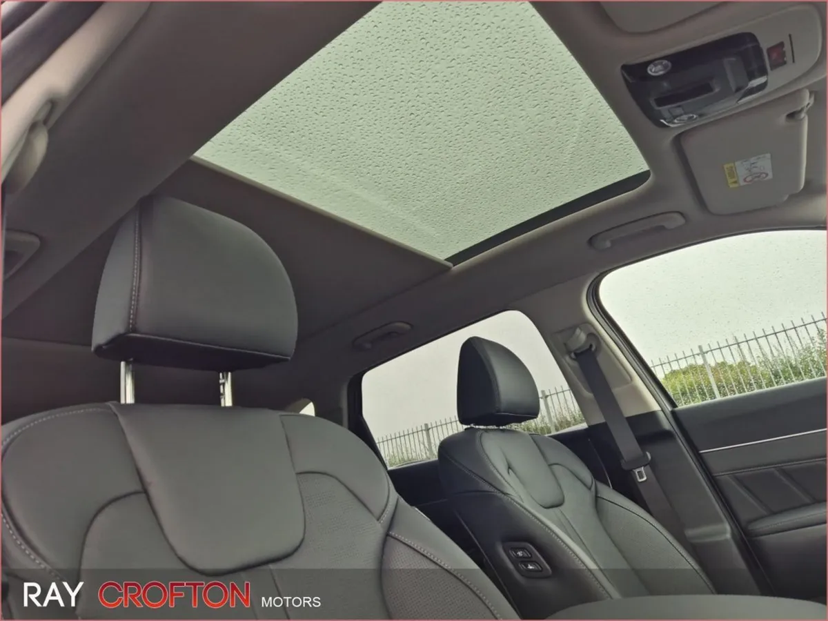 Kia Sorento 1.6 Phev SEM - Image 4