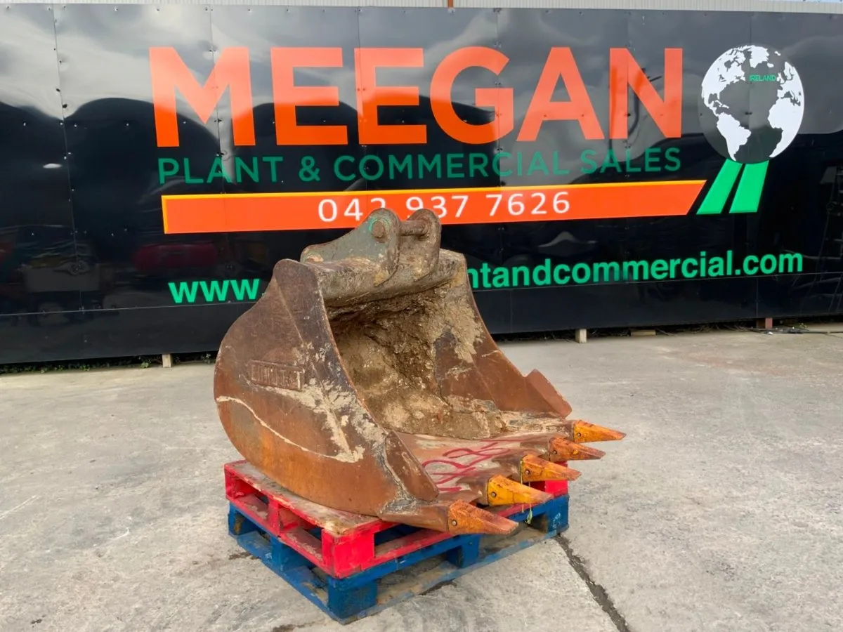 48" EUROFAB DIGGING BUCKET.....65mm PINS....1428- - Image 1