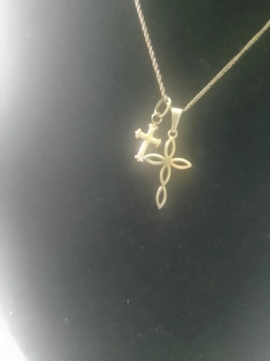9ct GOLD DOUBLE CROSS PENDANT18 " AS NEW - Image 4