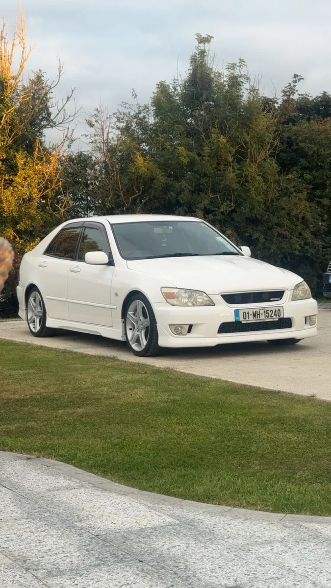 01 Altezza - Image 4