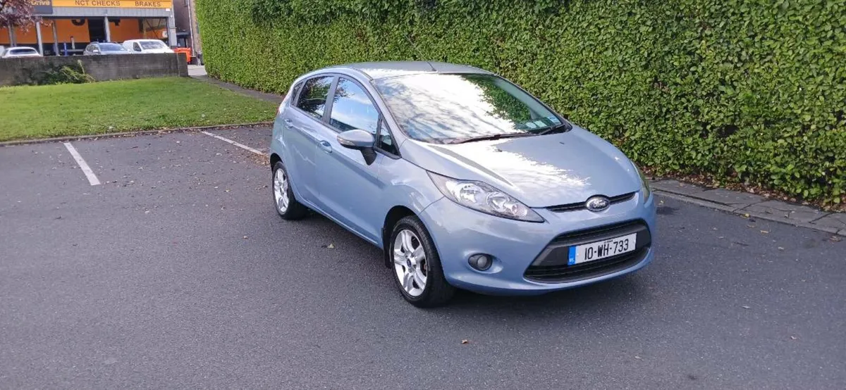 2010 ford fiesta only 112000 kilometers - Image 1
