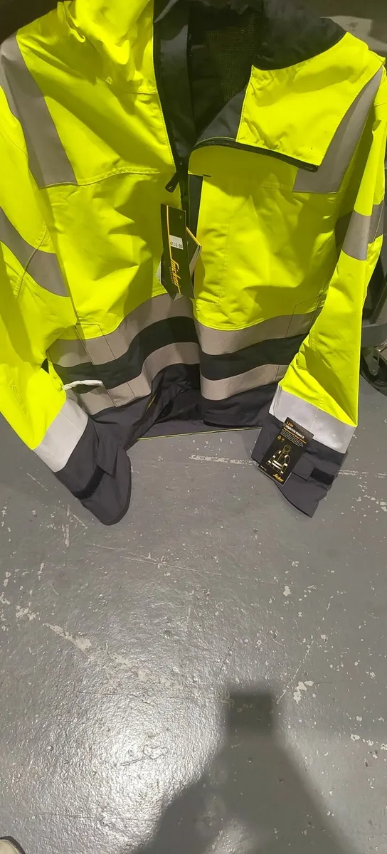 Brand New Genuine Snickers Hi Vis Work Jacket - Image 1