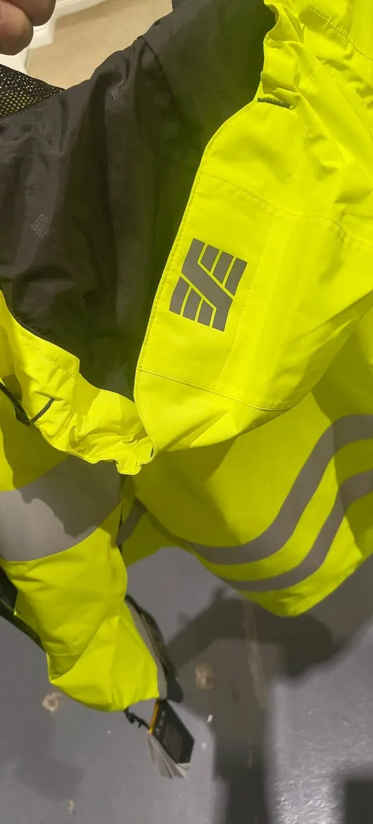 Brand New Genuine Snickers Hi Vis Work Jacket - Image 4