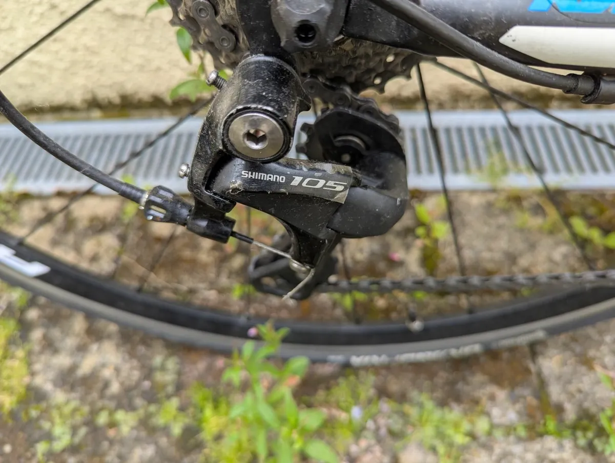 KTM Strada 2000, 56cm Road Bike, Shimano 105 Group - Image 2