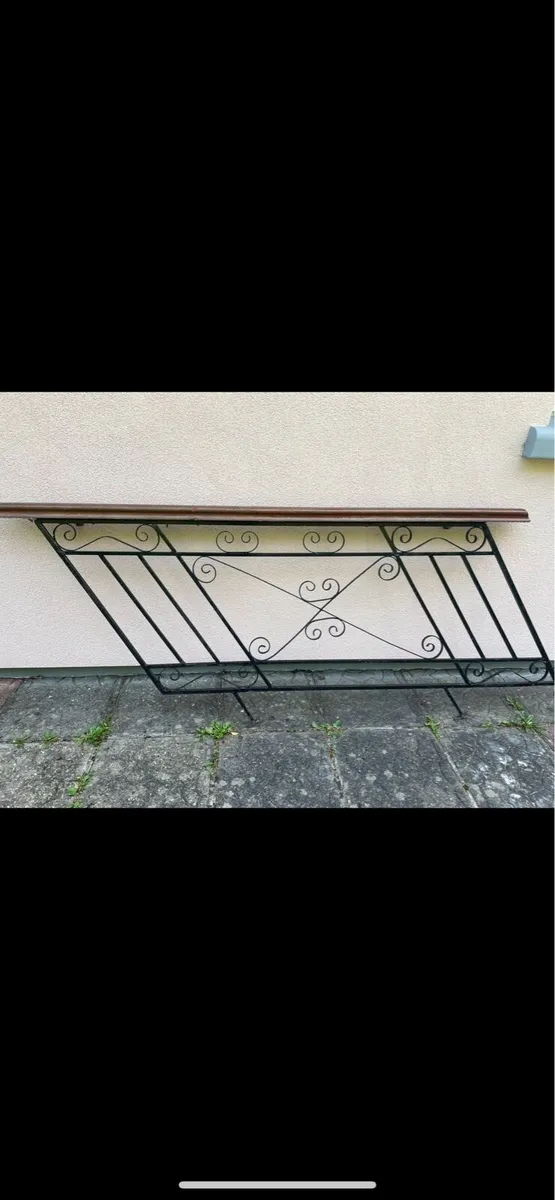 Hand rails - Image 2