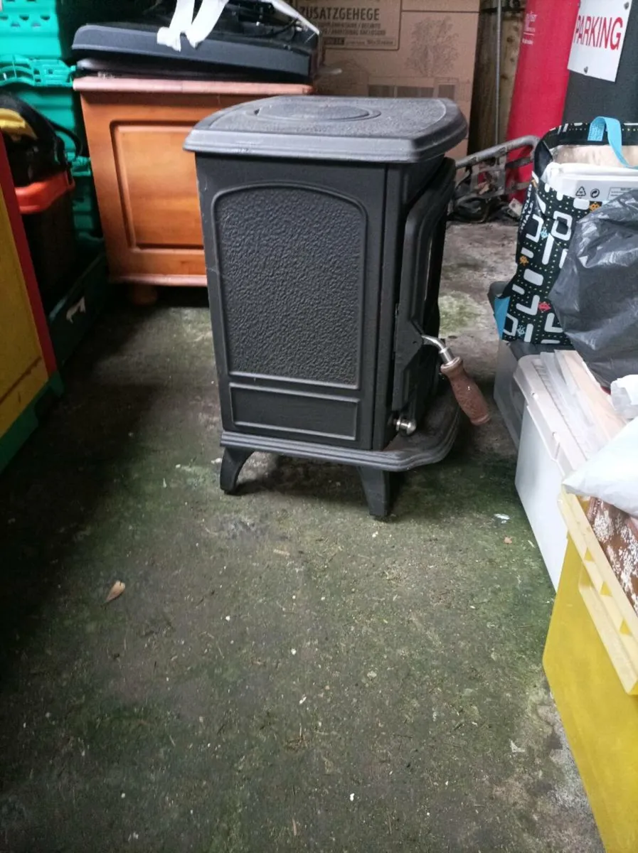Stove - Image 2