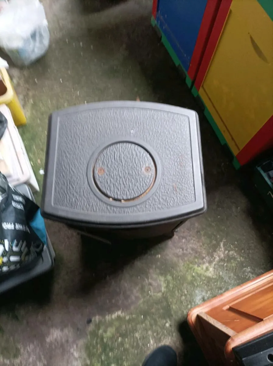 Stove - Image 3