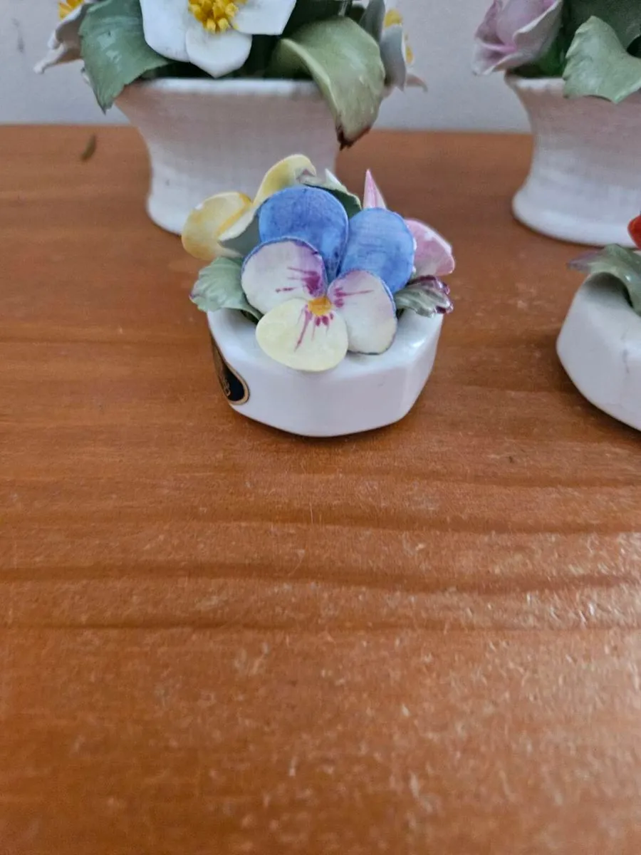 Vintage Ceramic Ansley Flowers - Image 2