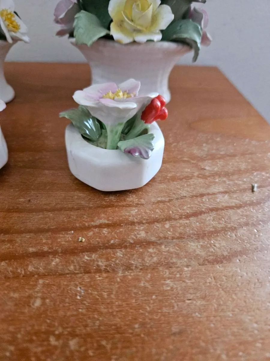 Vintage Ceramic Ansley Flowers - Image 3