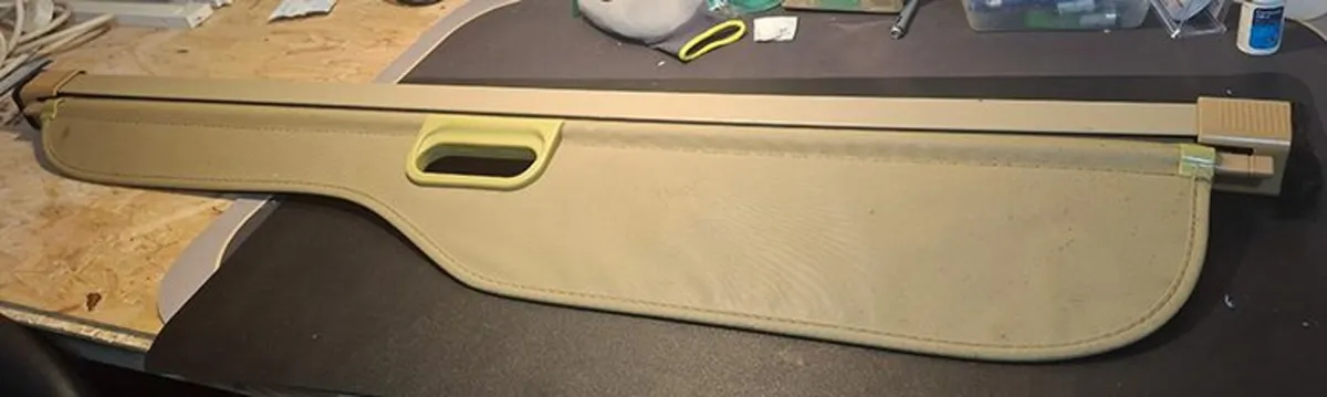 Landrover Discover 3/4 Parcel Shelf - Image 2