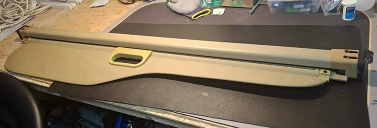 Landrover Discover 3/4 Parcel Shelf - Image 1