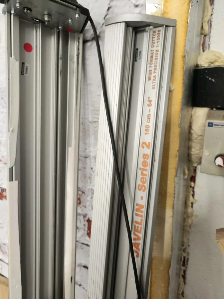 Keencut cutter 1.6 m ideal for printing business - Image 3