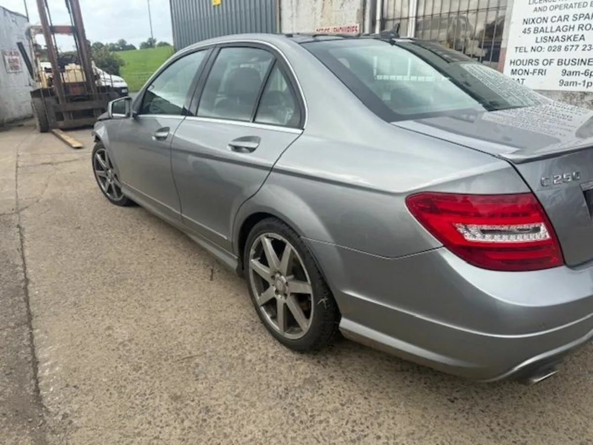 2005 MERCEDES C-CLASS 1.8L-P - Image 4