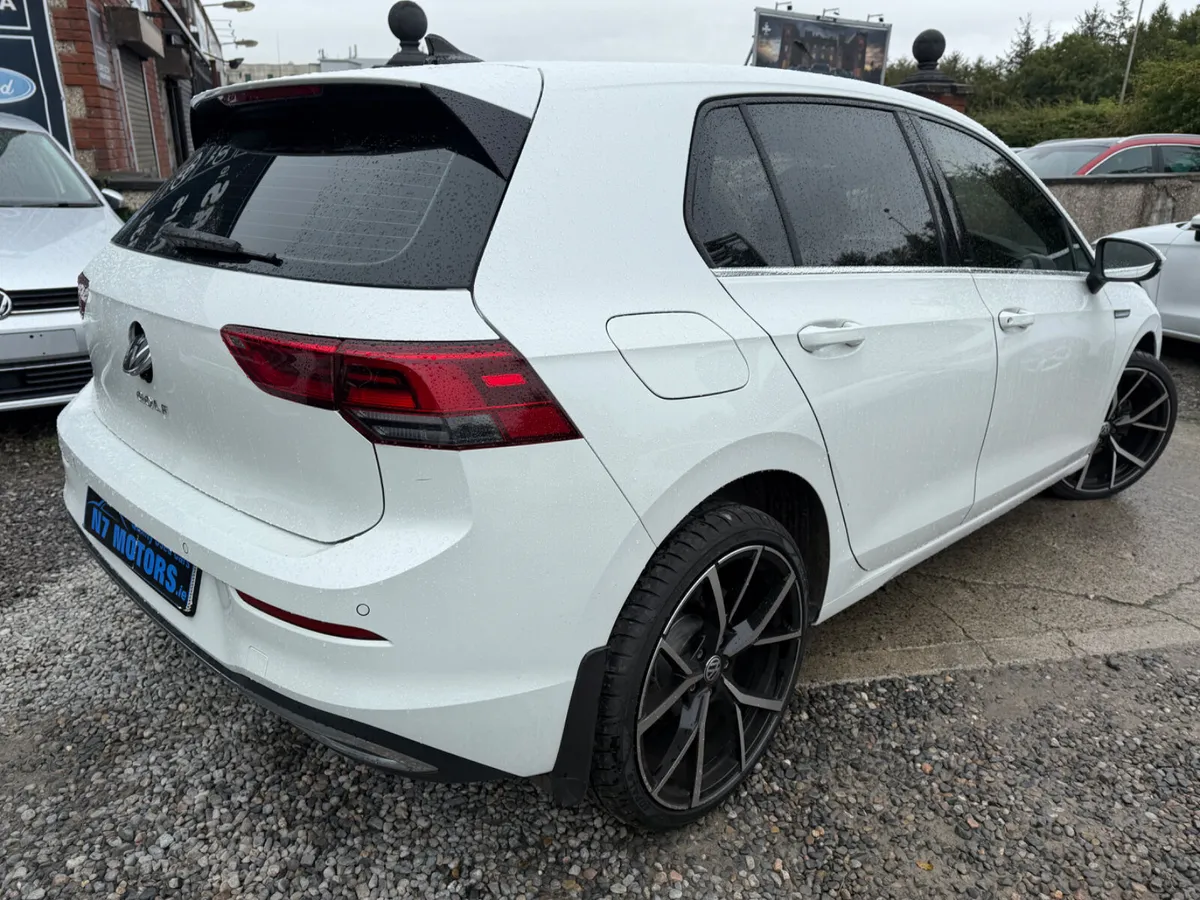 2020 Volkswagen Golf  2.0 TDI - Image 4