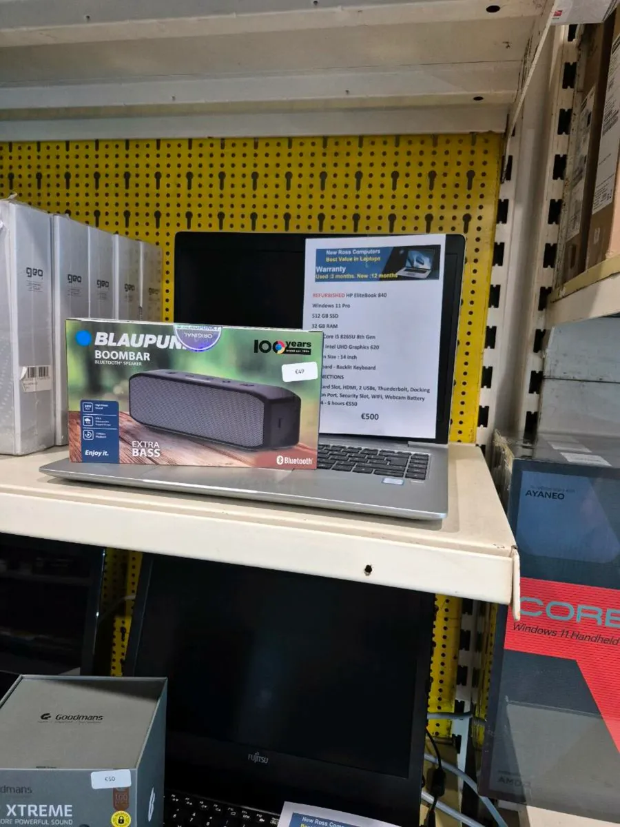 Laptops sold with Free gifts - Image 2