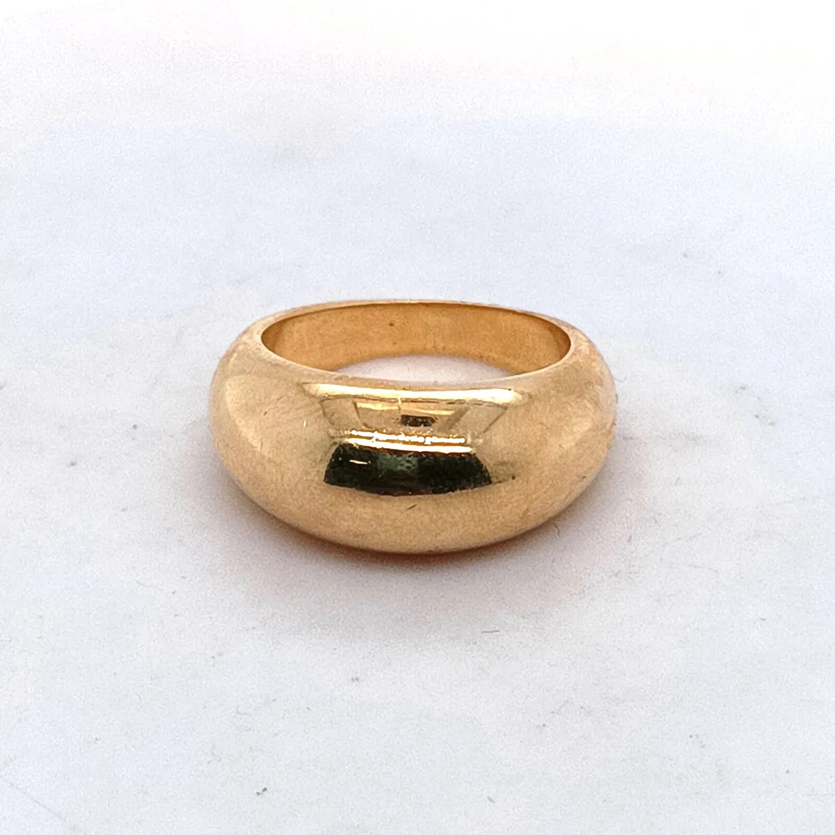 18 k Solid Yellow Gold Dome Ring - Image 3