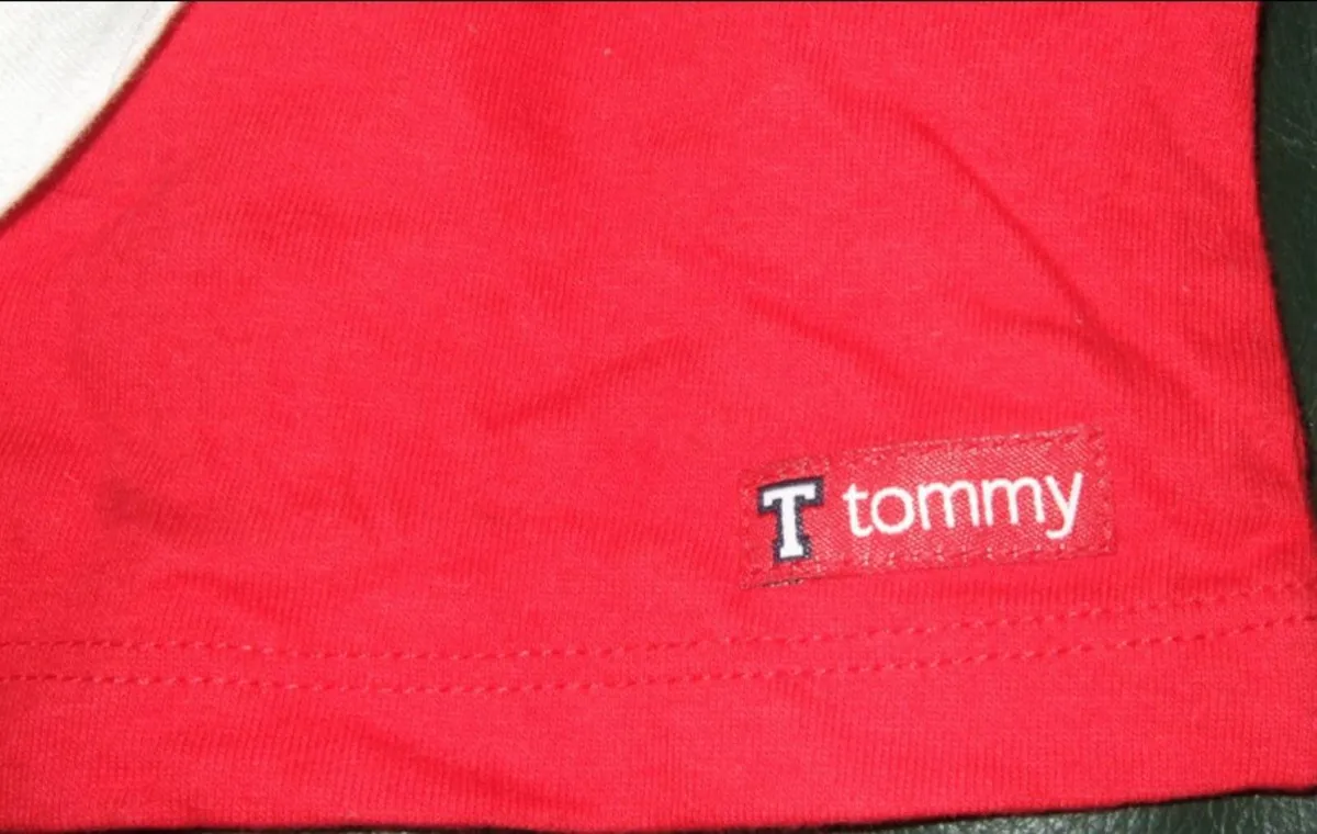 Vintage Authentic Tommy Hilfiger L/S T-Shirt - Image 2