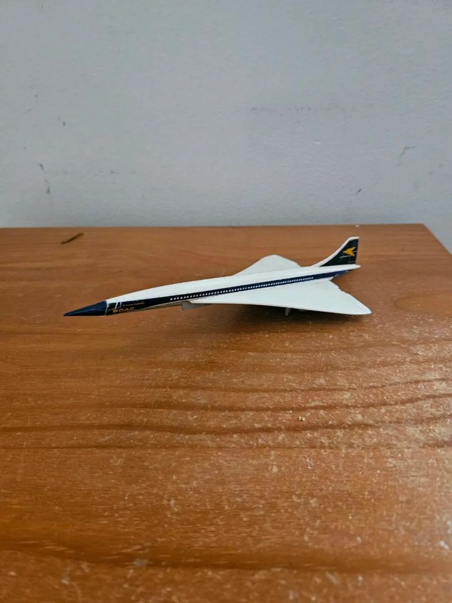 Vintage Corgi Concorde - Image 2