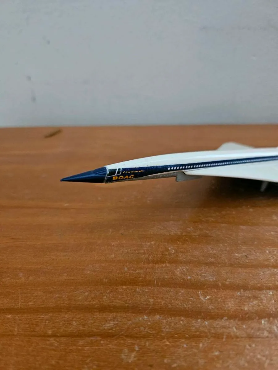 Vintage Corgi Concorde - Image 3
