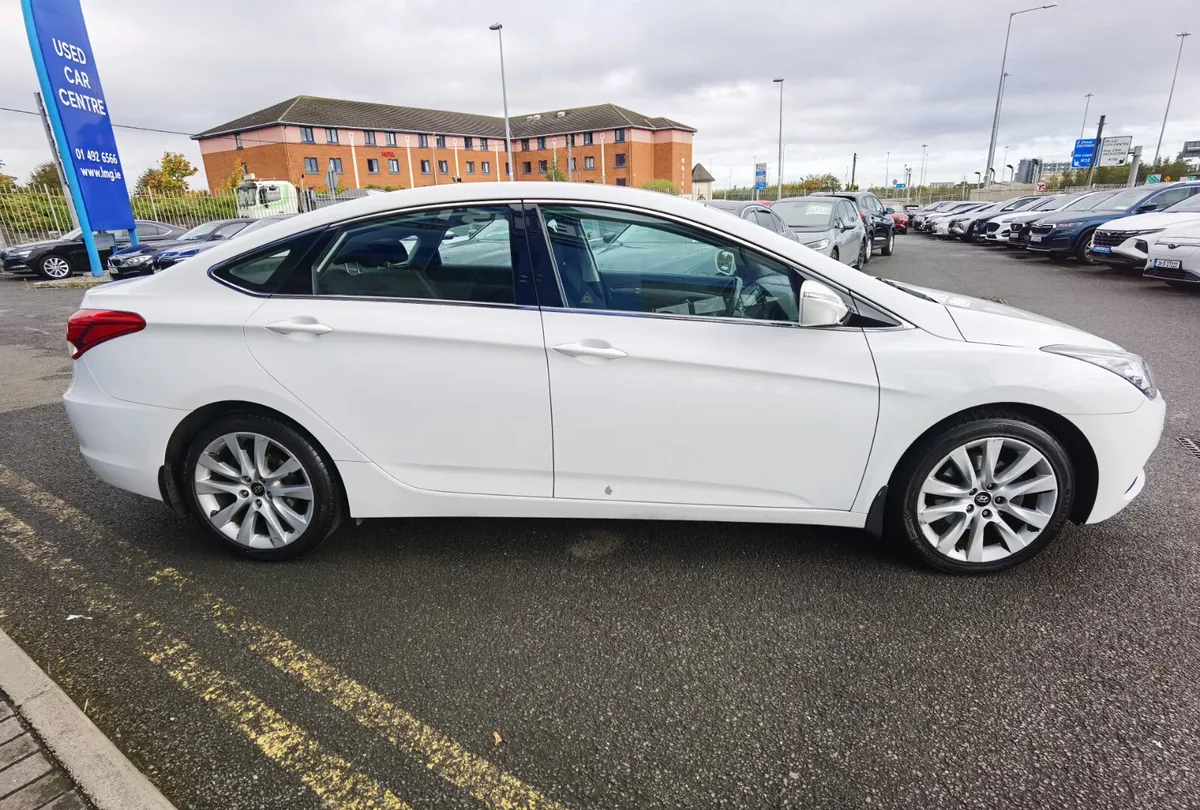 HYUNDAI I40 1.6CRDI COMFORT - Image 4