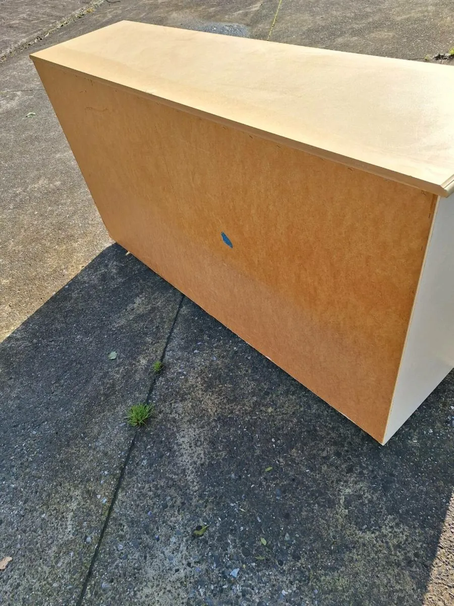 Large chest of drawer's read description - Image 4