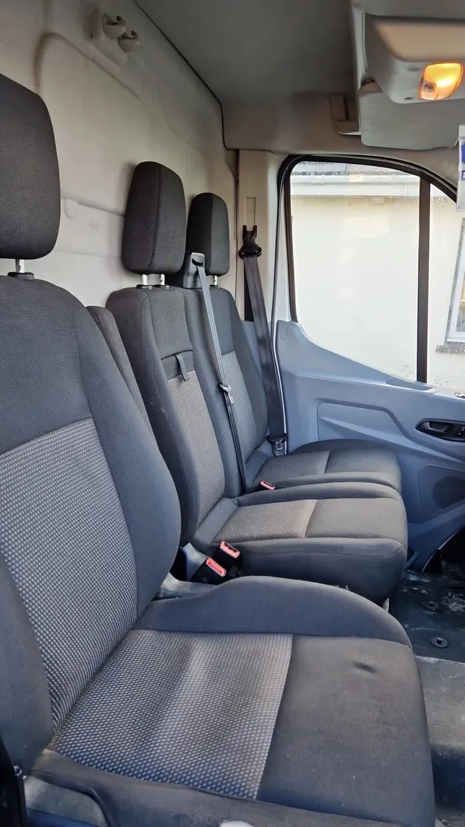 Transit Van - Image 4