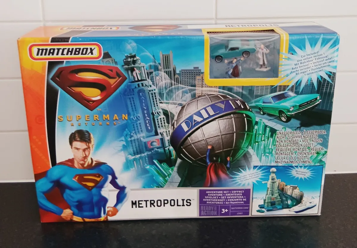 Superman Matchbox Metropolis playset  (NEW) - Image 1