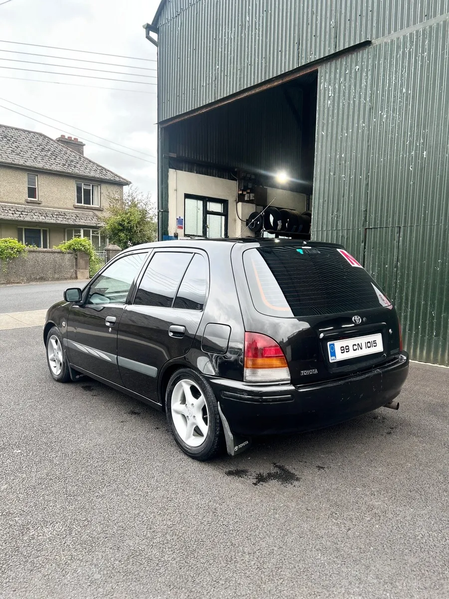 Toyota Starlet - Image 4
