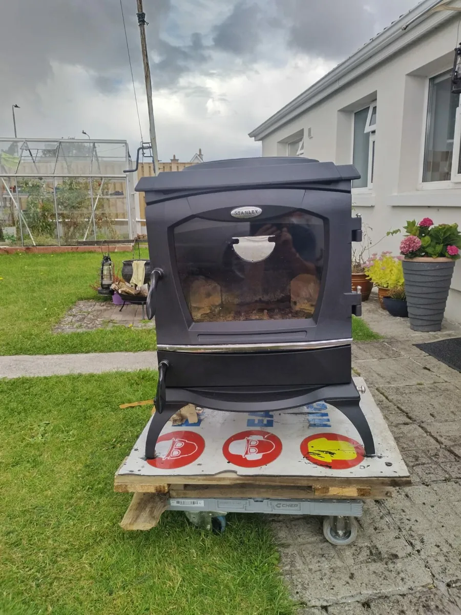 Stanley Boiler Stove - Image 1
