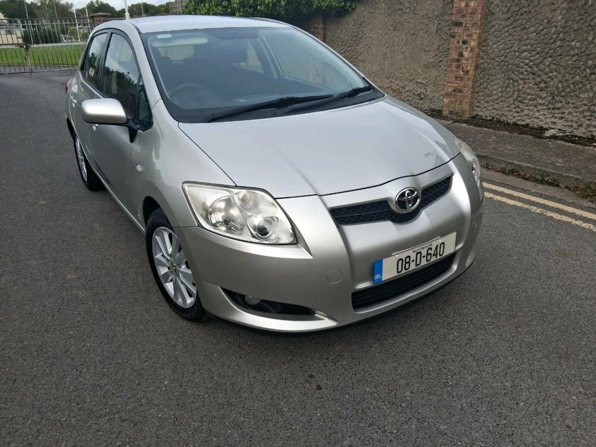 Toyota Auris 2008 1.4 54K mls. NCT 5/26. €2,150 - Image 2
