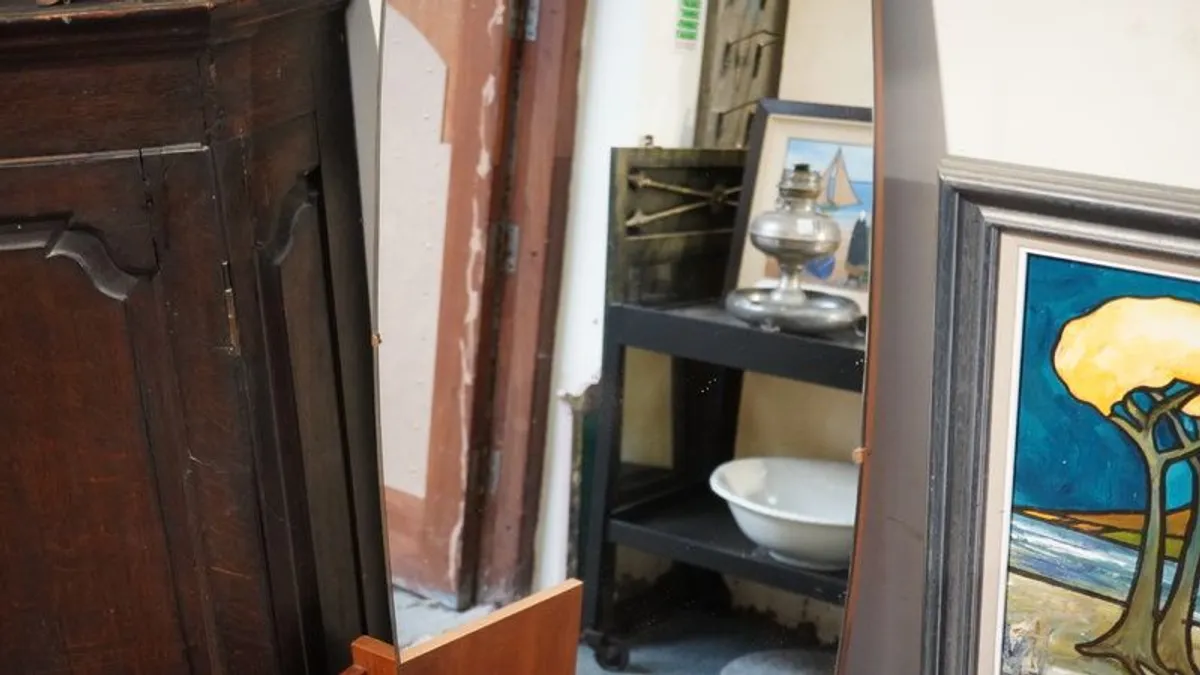 Mid-Century G-Plan Teak Dressing Table with Mirror - Image 4