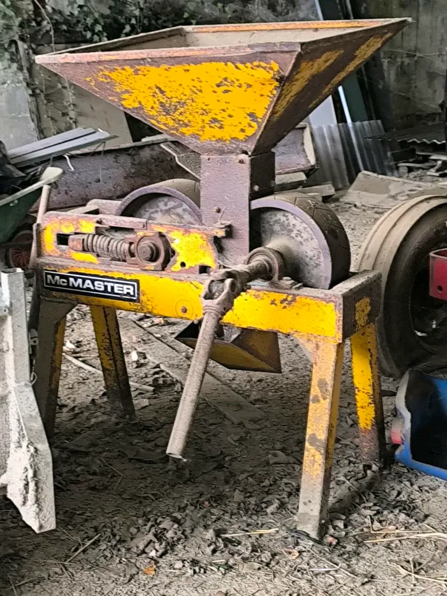 Grain mill