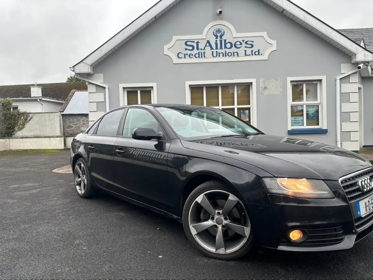 2011 Audi A4 2.0 TDI 140 bhp 6 sped black, edition - Image 1