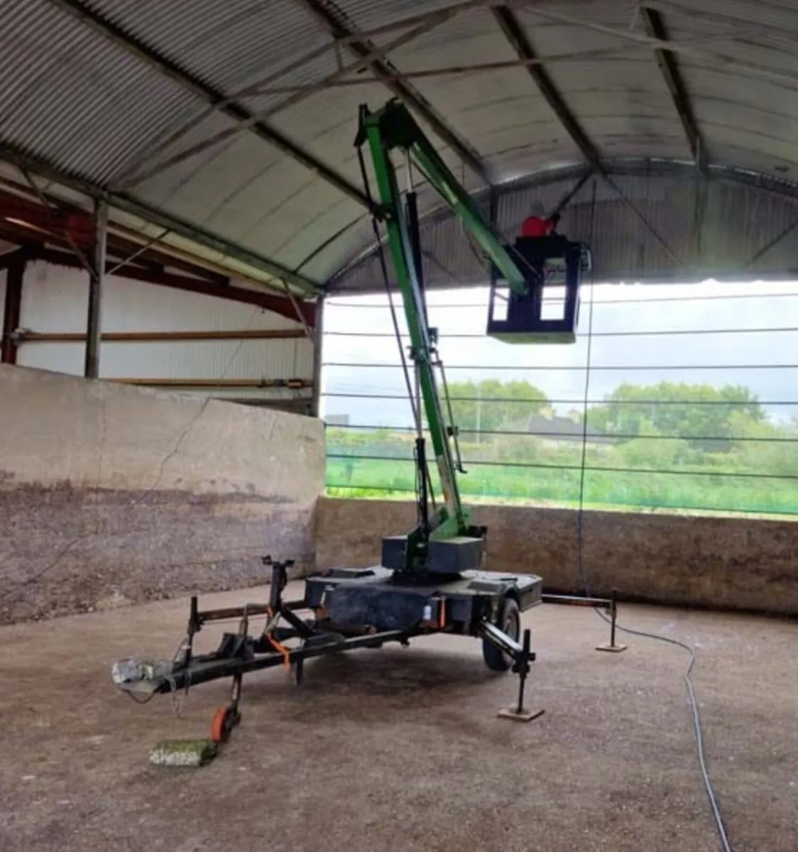 Hoist Cherry Picker - Image 3