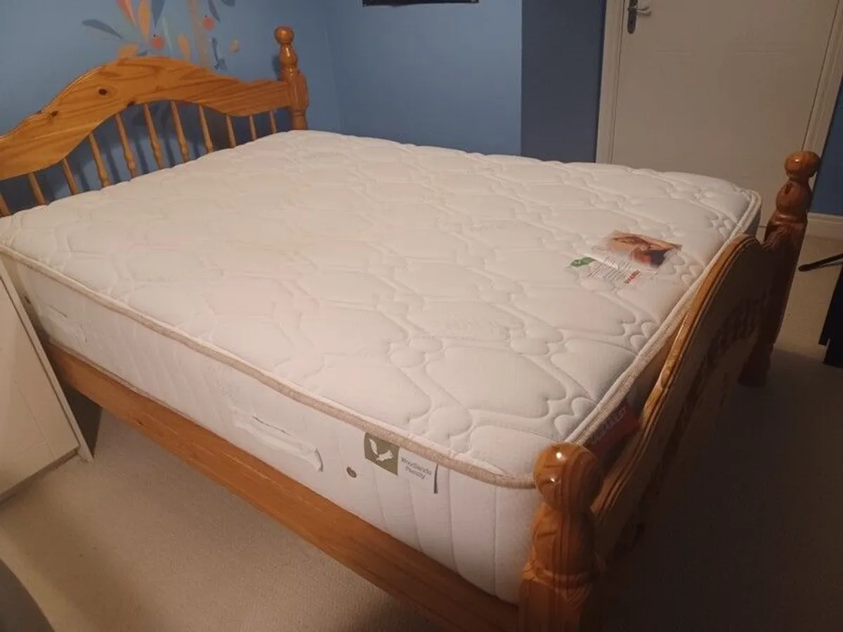 Comfortable double bed with strong frame and pocket-sprung + memory foam  mattress - Image 2