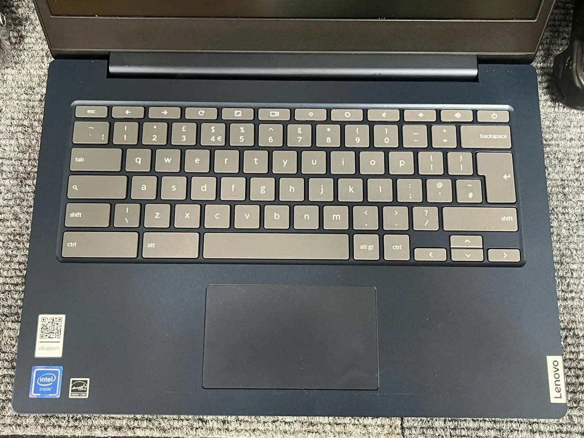 Lenovo Ideapad 3 - Image 2
