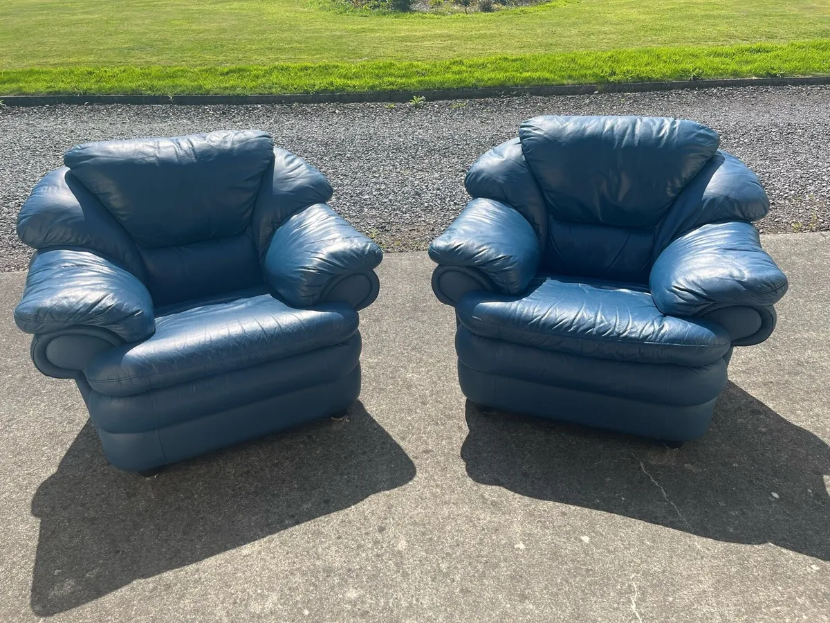 Two blue leather arm chairs - Image 3
