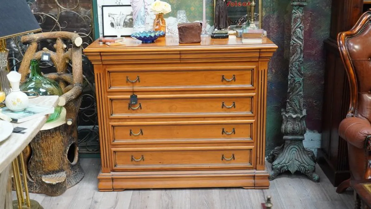 Solid Wood Italian Chest of Drawers - Image 1