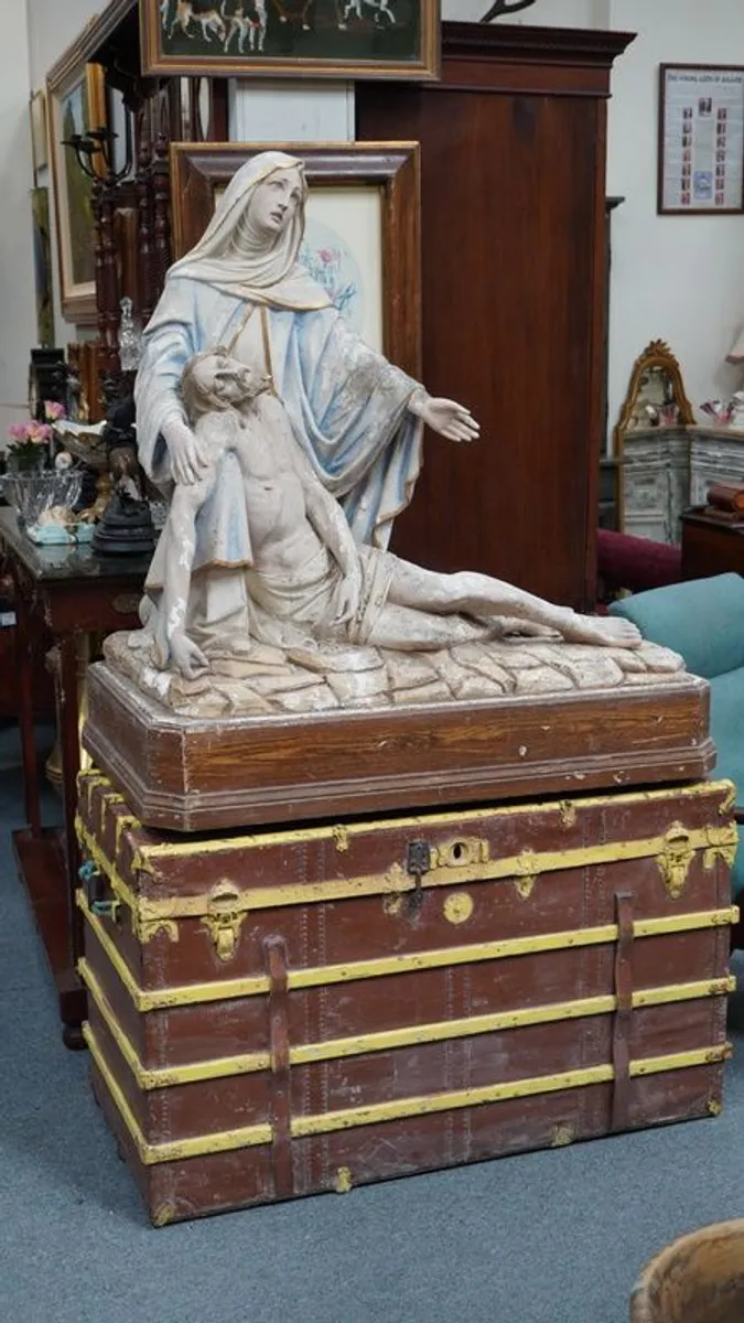 Large Pieta Religious Statue - Image 2