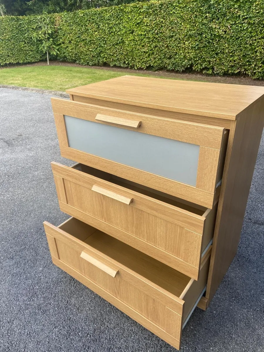 Chest of drawers and locker - Image 2