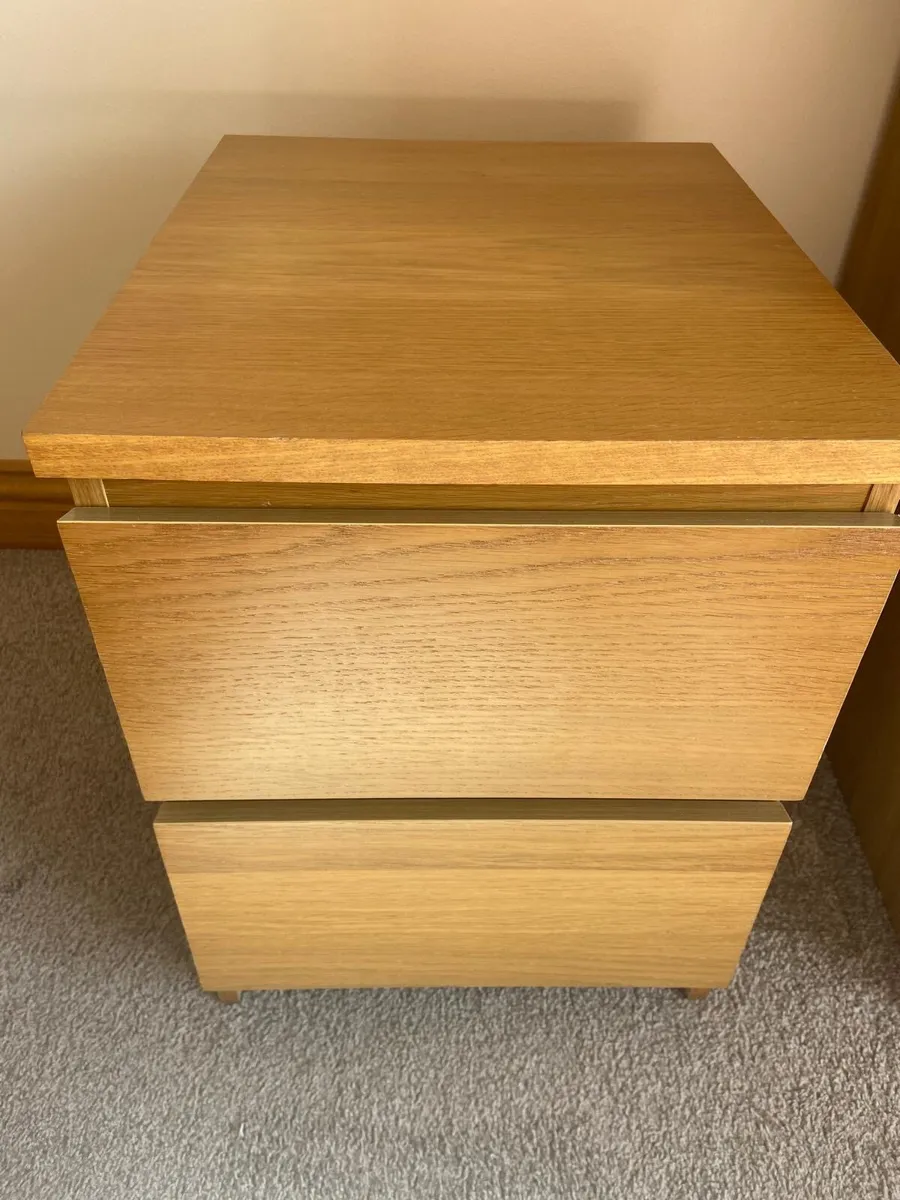 Chest of drawers and locker - Image 4