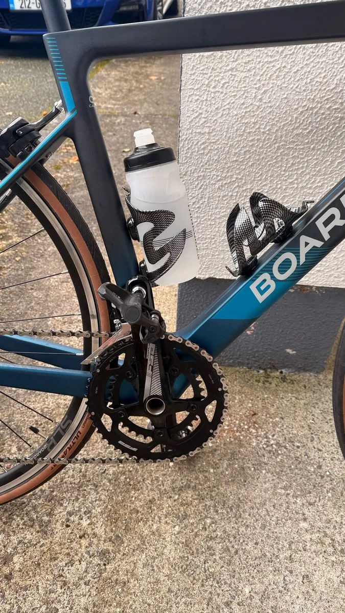 Boardman SLR8.9 carbon road bike (new) - Image 3