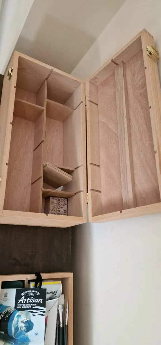Wooden Artists box, easel with unused consumables - Image 3