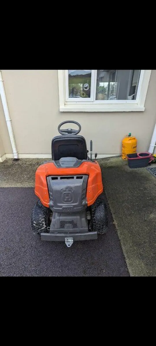 Husqvarna Ride on Mower - Image 4