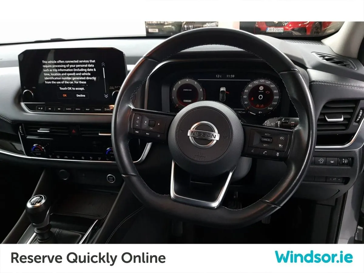 Nissan QASHQAI 1.3 PET Mild Hybrid SV Premium - Image 4